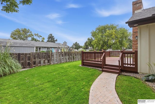 2232 Park Place Drive, Fremont, NE 68025