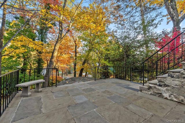 196 Old Army Road, Scarsdale, NY 10583