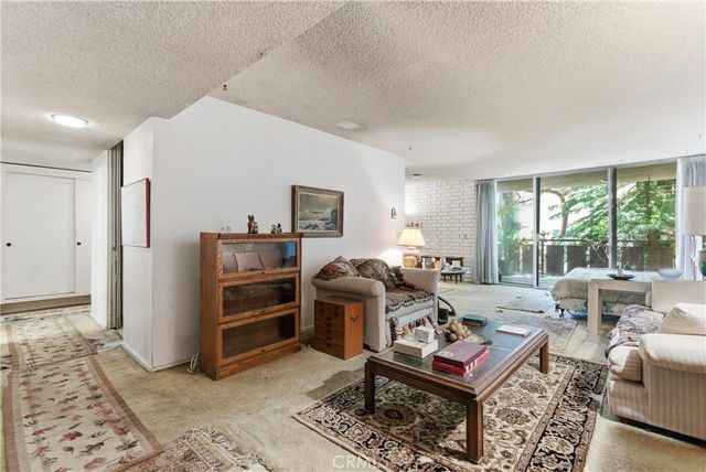 11044 Ophir Drive 406, Los Angeles, CA 90024