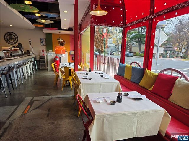 374 Broad Avenue, Leonia, NJ 07605