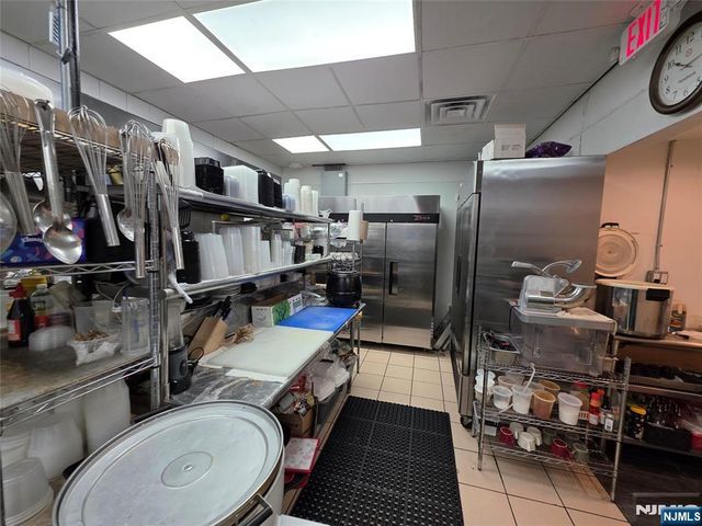 374 Broad Avenue, Leonia, NJ 07605