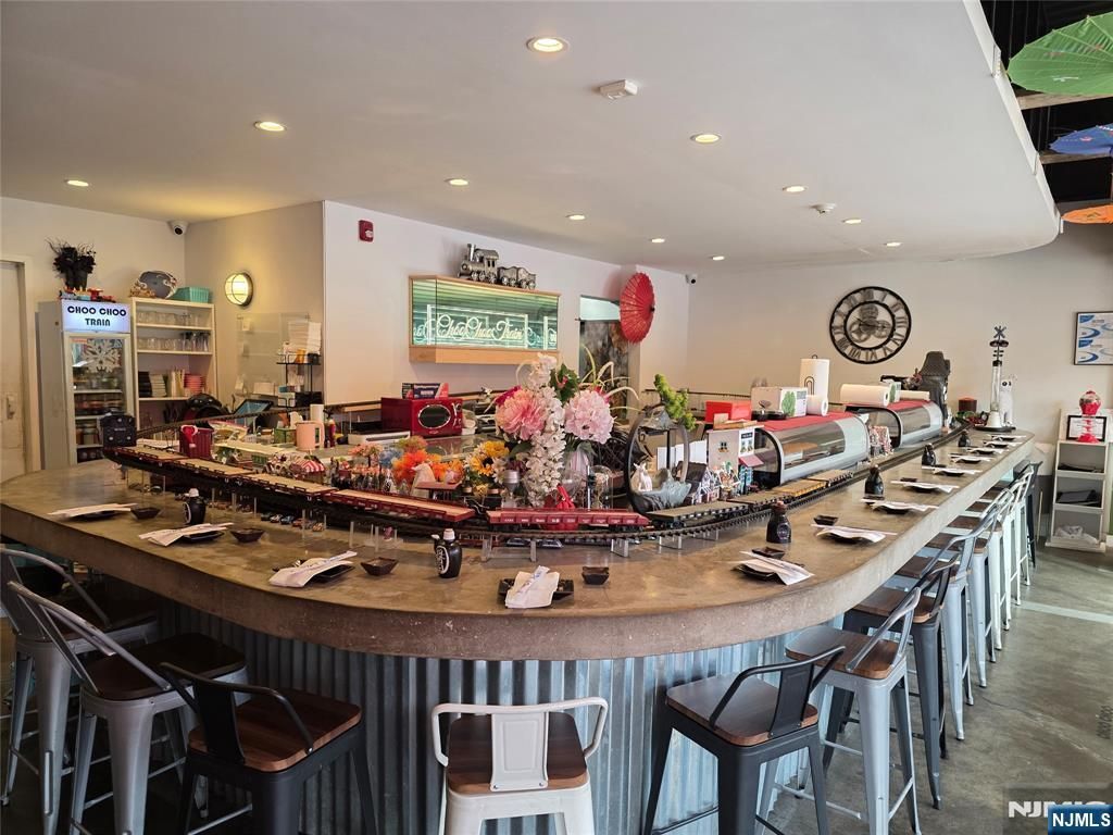 374 Broad Avenue, Leonia, NJ 07605