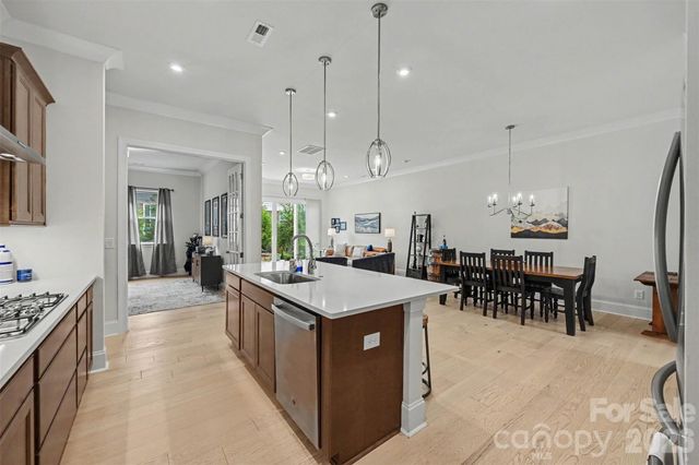 3019 Wittering Drive, Charlotte, NC 28226