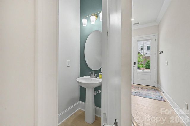 3019 Wittering Drive, Charlotte, NC 28226