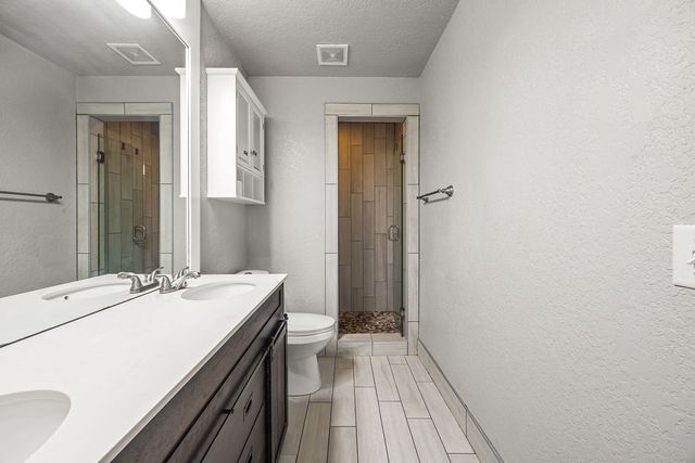 608 NW K Street, Bentonville, AR 72712