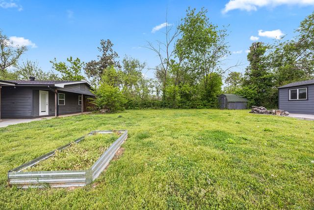 608 NW K Street, Bentonville, AR 72712