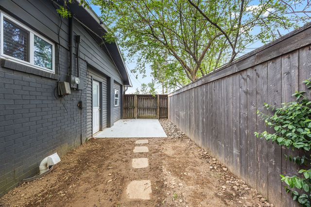 608 NW K Street, Bentonville, AR 72712
