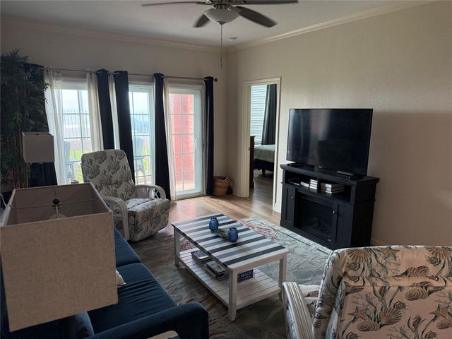 7000 Seawall Boulevard 1014, Galveston, TX 77551
