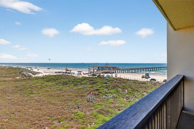 1000 Lantana Dr 403, Port Aransas, TX 78373