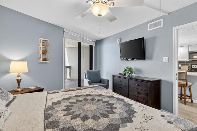 1000 Lantana Dr 403, Port Aransas, TX 78373