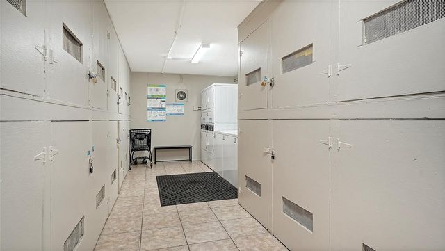 3360 S OSPREY AVENUE 209B, Sarasota, FL 34239