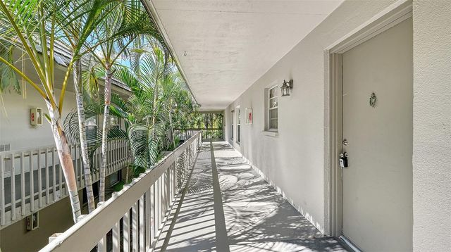 3360 S OSPREY AVENUE 209B, Sarasota, FL 34239