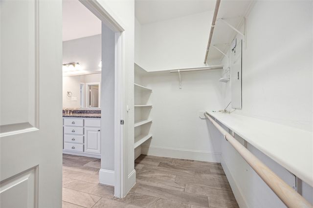 5121 Allen Cay Drive, Texas City, TX 77590