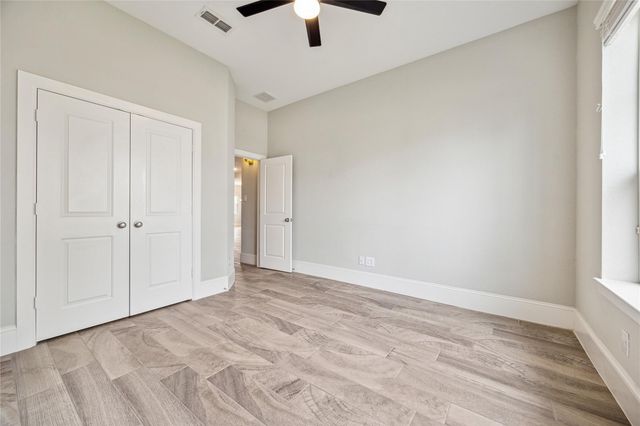5121 Allen Cay Drive, Texas City, TX 77590