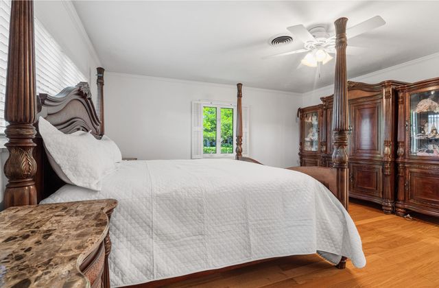 57 Cayuga Road, Sea Ranch Lakes, FL 33308