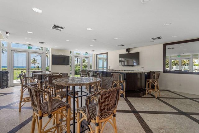 57 Cayuga Road, Sea Ranch Lakes, FL 33308