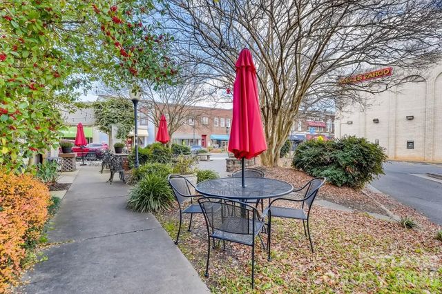 503 N Church Street, Mooresville, NC 28115