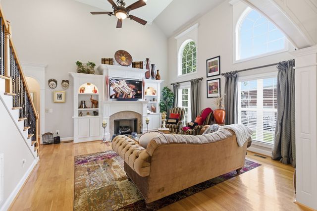 1013 Glessner Dr, Spring Hill, TN 37174