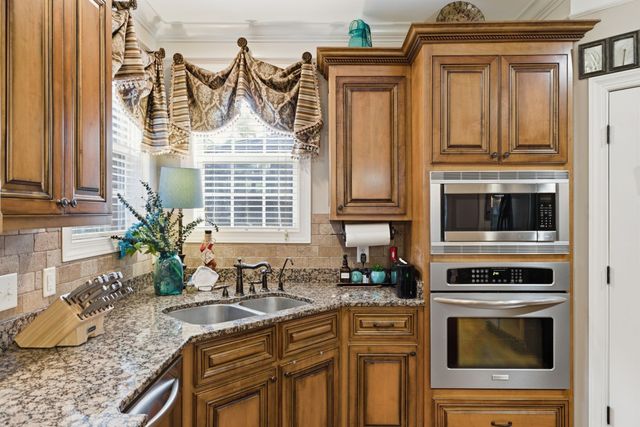 1013 Glessner Dr, Spring Hill, TN 37174