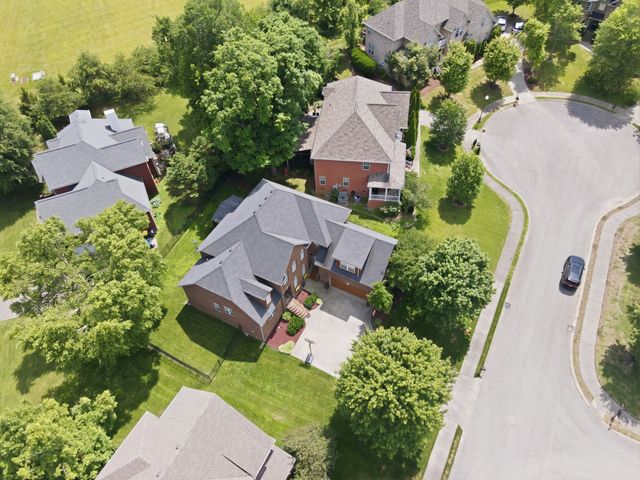 1013 Glessner Dr, Spring Hill, TN 37174
