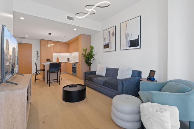 44 East Ave 1902, Austin, TX 78701