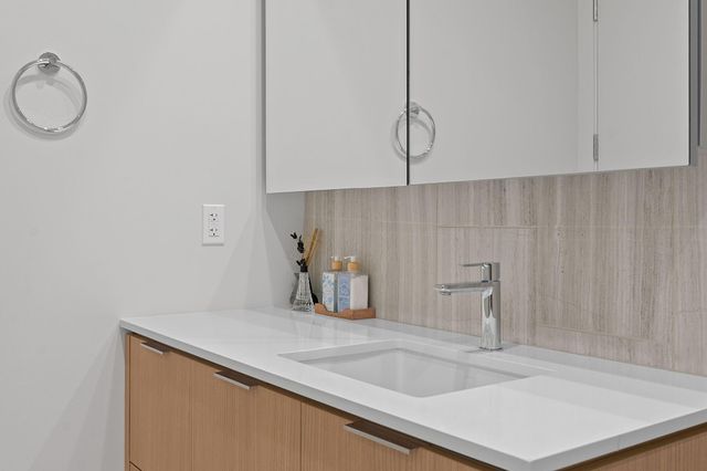 44 East Ave 1902, Austin, TX 78701