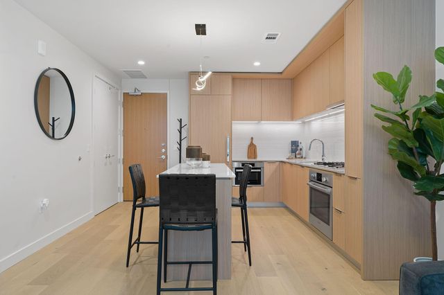 44 East Ave 1902, Austin, TX 78701