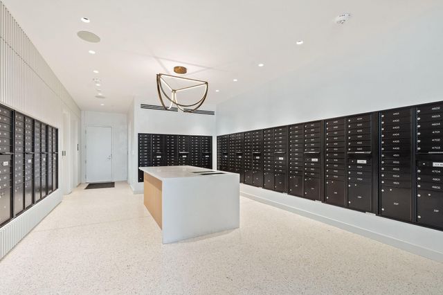 44 East Ave 1902, Austin, TX 78701