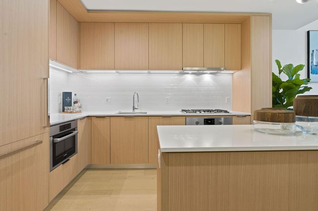 44 East Ave 1902, Austin, TX 78701