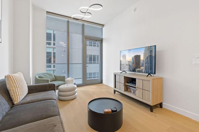 44 East Ave 1902, Austin, TX 78701