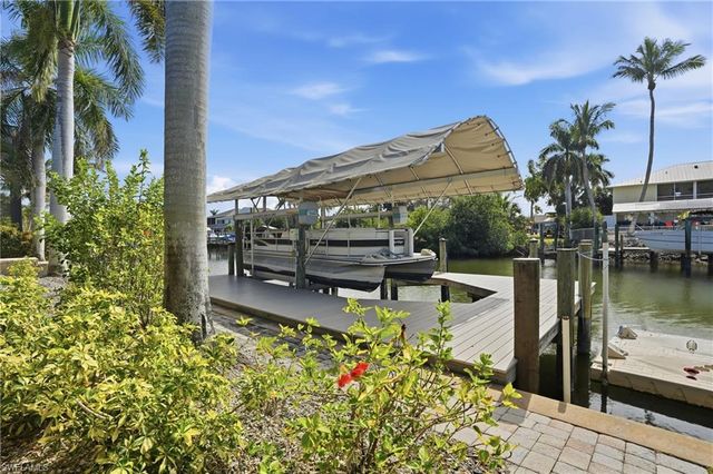 4833 Regal DR, Bonita Springs, FL 34134