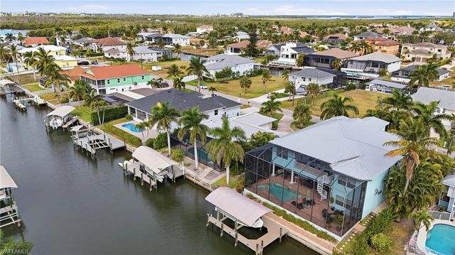 4833 Regal DR, Bonita Springs, FL 34134