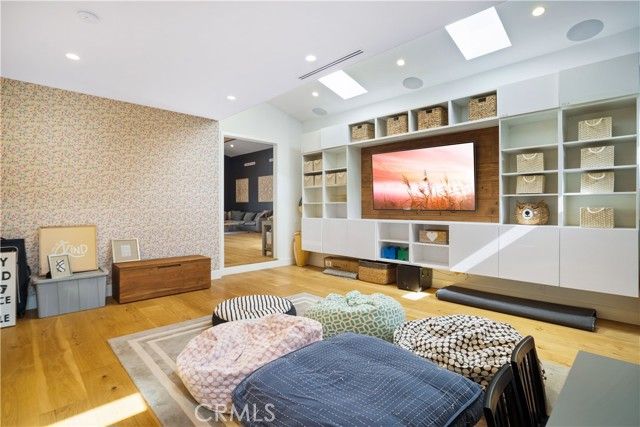 11308 Dona Teresa Drive, Studio City (los Angeles), CA 91604