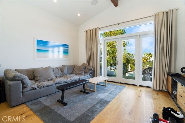 11308 Dona Teresa Drive, Studio City (los Angeles), CA 91604