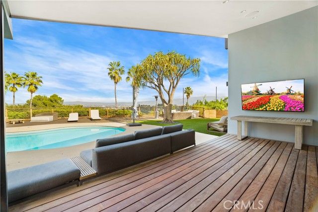 11308 Dona Teresa Drive, Studio City (los Angeles), CA 91604