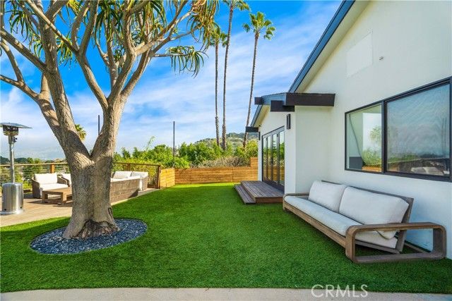 11308 Dona Teresa Drive, Studio City (los Angeles), CA 91604