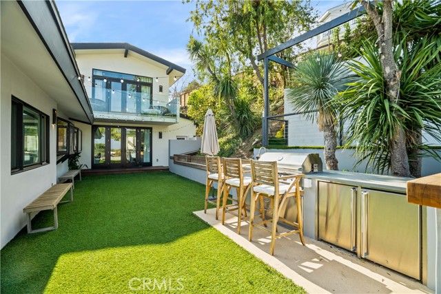 11308 Dona Teresa Drive, Studio City (los Angeles), CA 91604