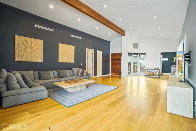 11308 Dona Teresa Drive, Studio City (los Angeles), CA 91604