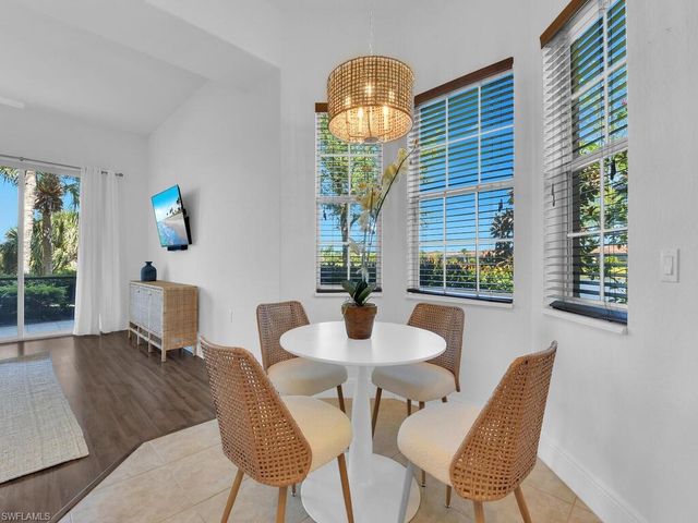 2710 Callista CT 104, Naples, FL 34114