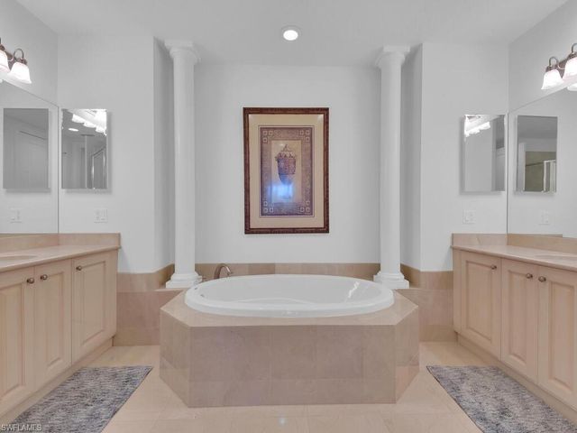 2710 Callista CT 104, Naples, FL 34114