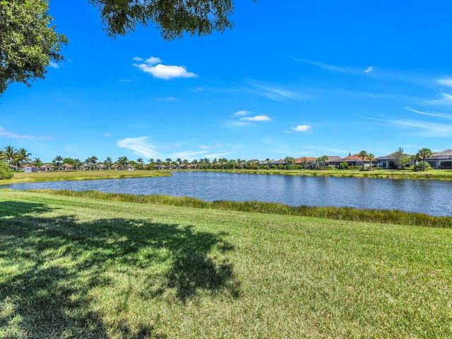 2710 Callista CT 104, Naples, FL 34114