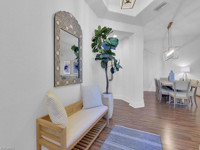 2710 Callista CT 104, Naples, FL 34114