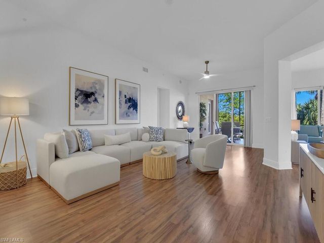 2710 Callista CT 104, Naples, FL 34114