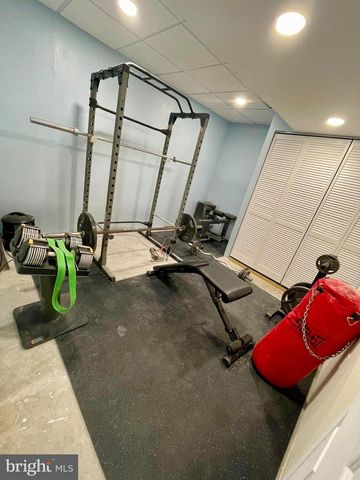 3895 HUNTING CREEK RD, Huntingtown, MD 20639