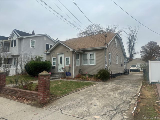 35 William Street, Roosevelt, NY 11575