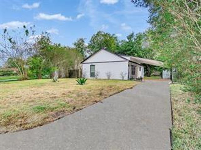 4418 Dacca Drive, Houston, TX 77047