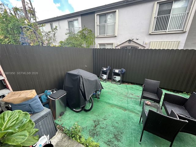 5590 NW 107th Ave 1102, Doral, FL 33178