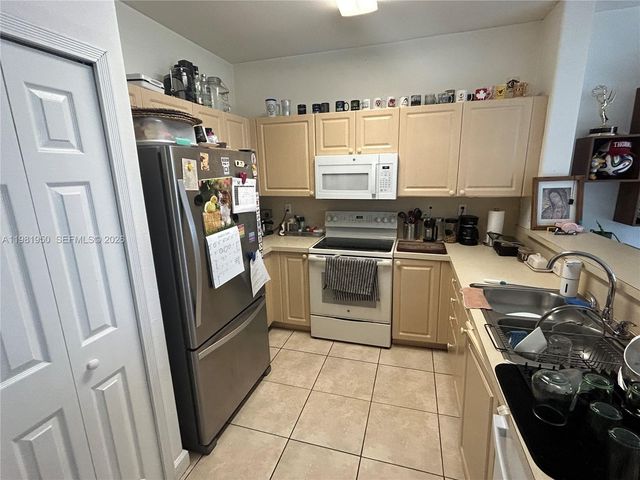 5590 NW 107th Ave 1102, Doral, FL 33178