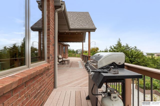 36941 N Timber Ridge Drive, Louisville, NE 68037