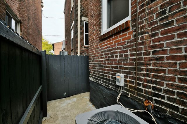 4627 Plummer Street, Lawrenceville, PA 15201